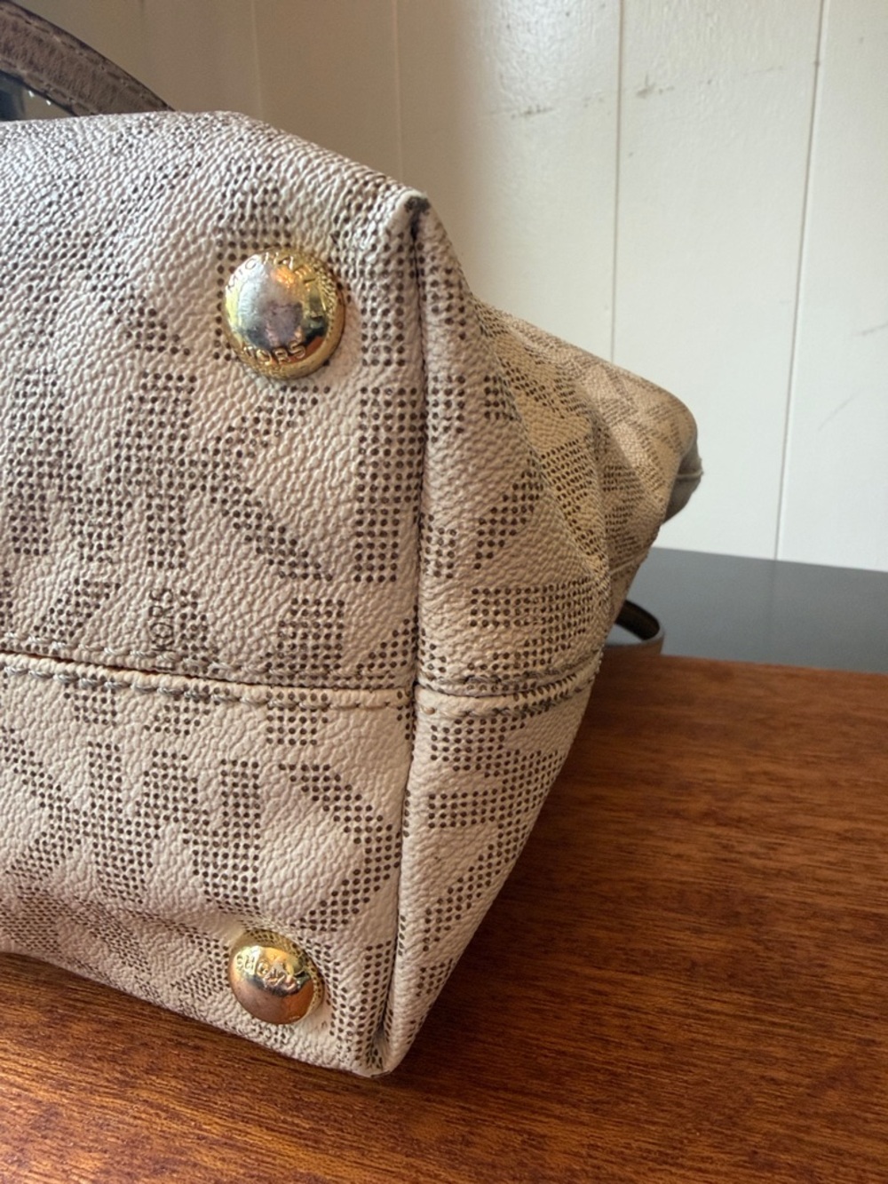 Michael Kors Jet Set Travel Tote Large vanilla monogram - Picture 11 of 15